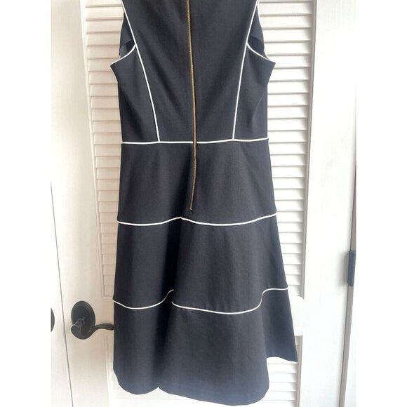 Banana Republic Tiered Black Ponte Fet-And-Flare Dress Women's Size 0 - Picture 4 of 10